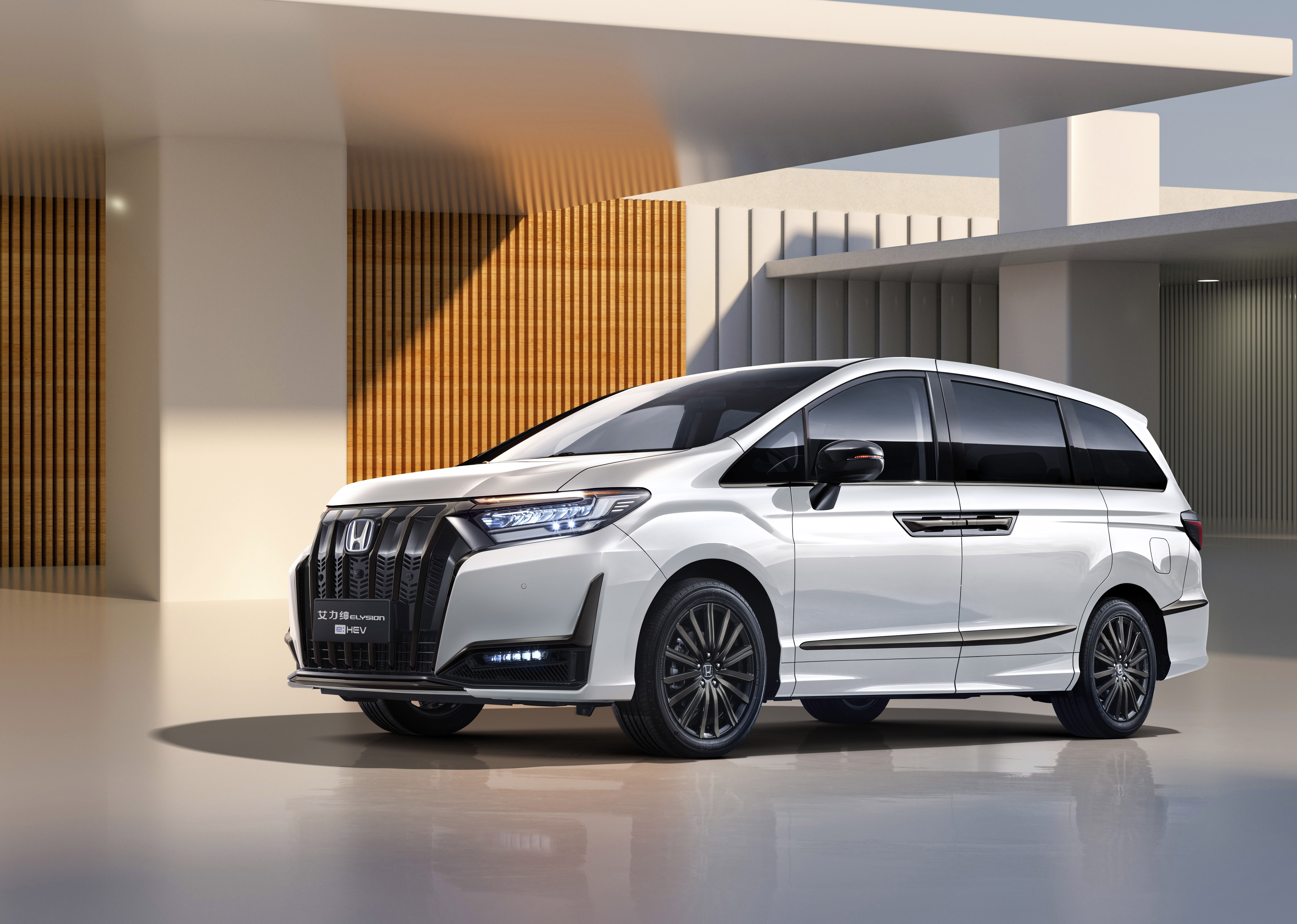 东风本田新款艾力绅上市售价24.98万-30.38万元