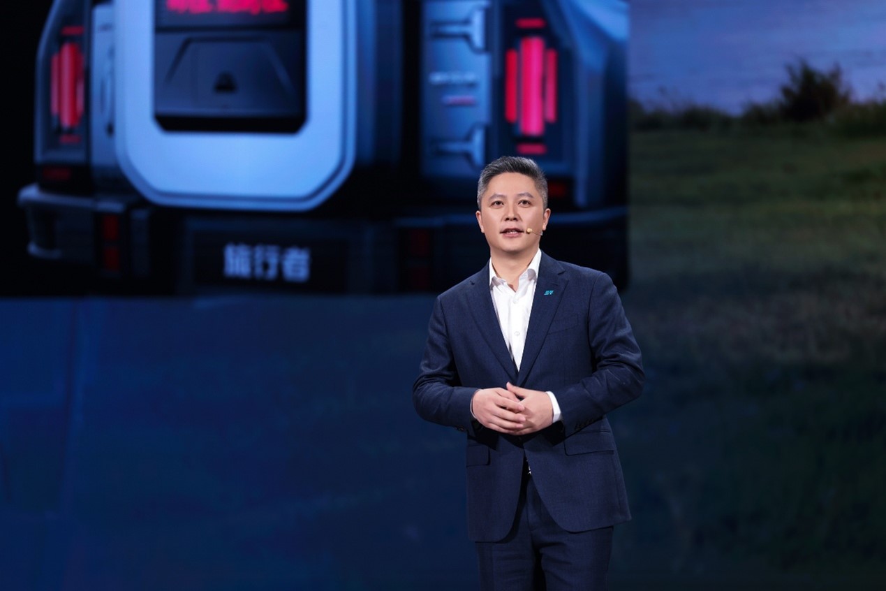 （奇瑞汽车股份有限公司总裁助理、捷途国内营销中心总经理 张纯伟先生）