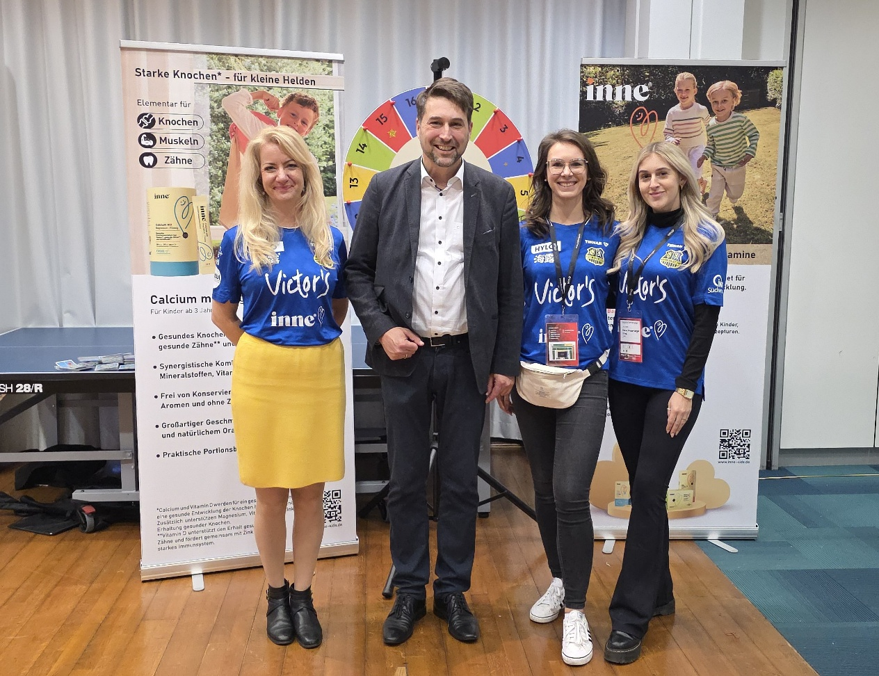 萨尔布吕肯市市长乌韦&middot;康拉德（Uwe Conradt）亲临inne活动现场