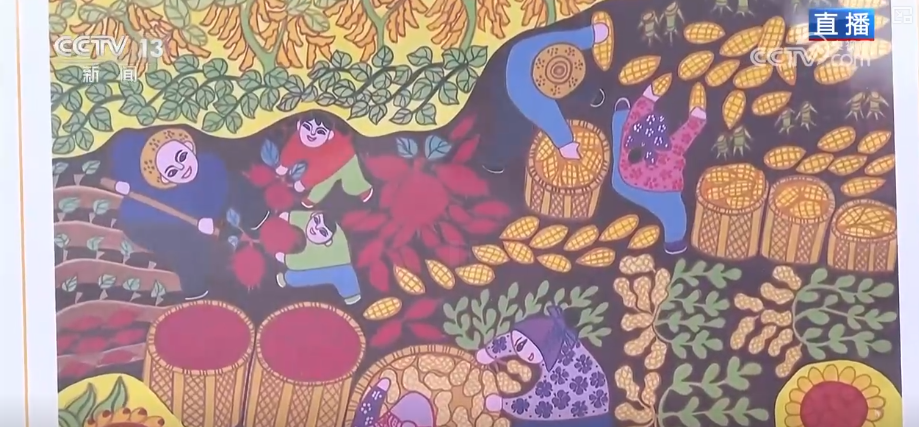 特色年集“特味儿”十足 “文化+消费”跨界融合为假日市场添“新”意