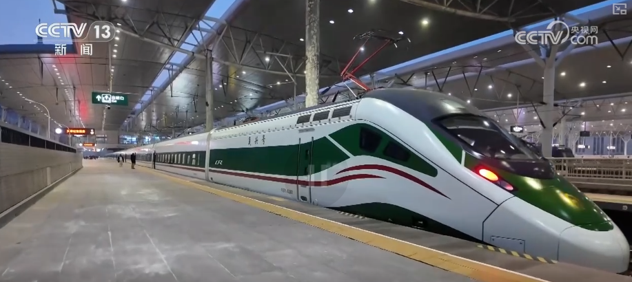 服务升级坐“动集列车”一路赏文化 “夕发朝至”满足百姓多元出行需求