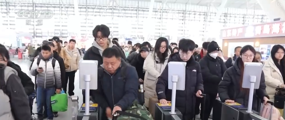 服务升级坐“动集列车”一路赏文化 “夕发朝至”满足百姓多元出行需求