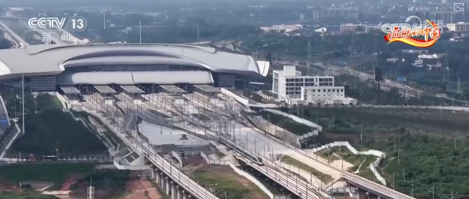 高铁带来“同城效应”与“快旅”体验点燃文旅市场 旅游消费链条延伸