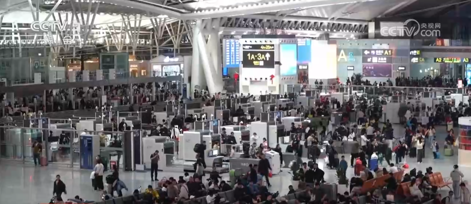 春运暖心服务升级让归途更具幸福感 新变化折射国家发展坚实底气