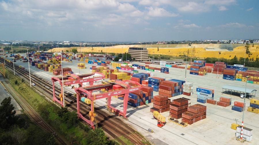An aerial drone photo taken on April 26, 2026 shows containers at an industrial hub in Johannesburg, South Africa. (Xinhua/Chen Wei)