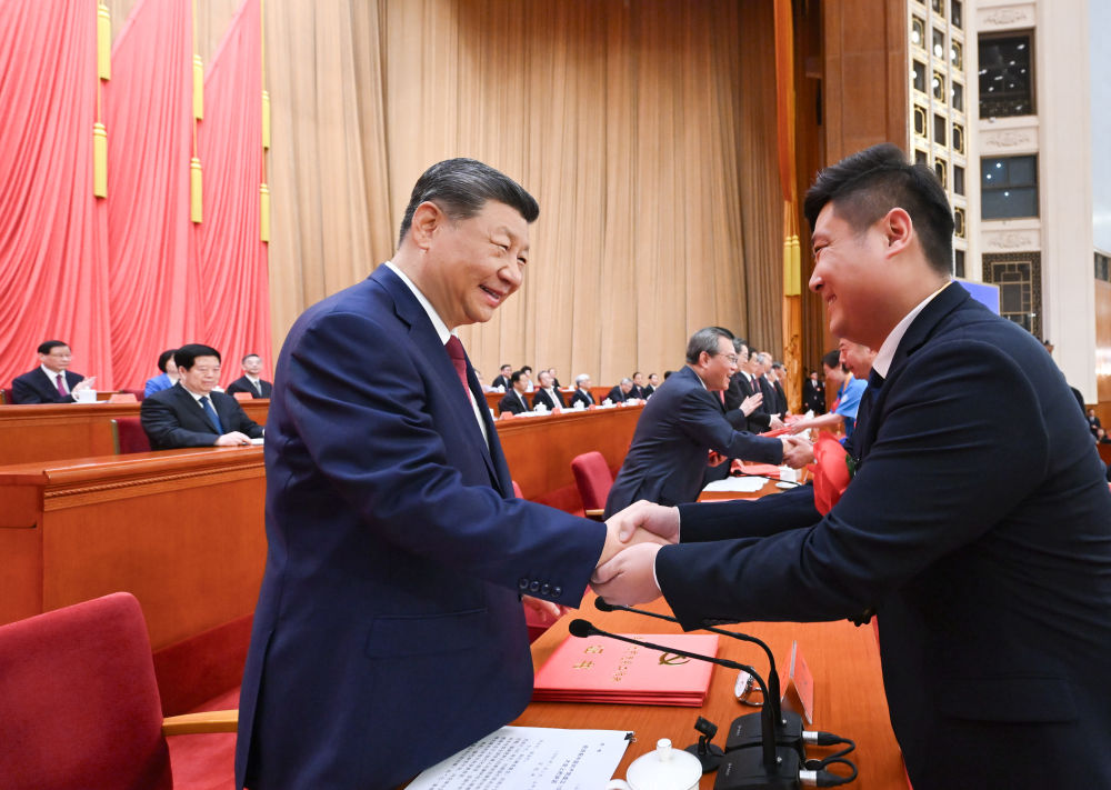 庆祝中国共产党成立105周年大会在京隆重举行(图20) 庆祝中国共产党成立105周年大会在京隆重举行(图20)