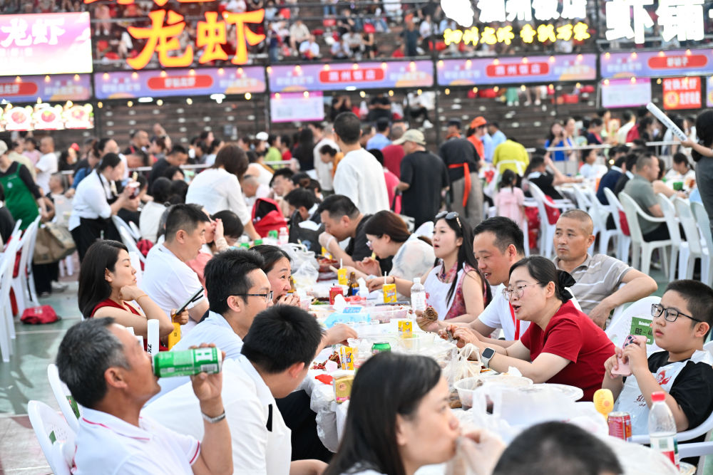 中国饭店协会：上半年国内餐饮消费整体