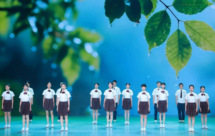 歌曲《春雨》