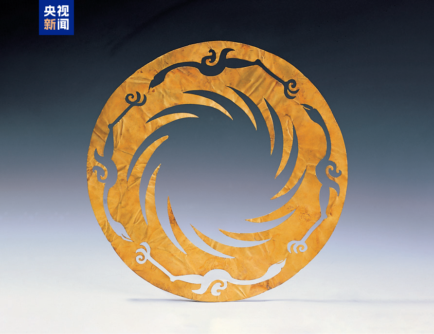 金沙遗址出土 太阳神鸟金饰