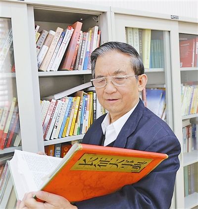 他不是党史军史专家,撰写的百万余字的党史大书,为何能让逄先知