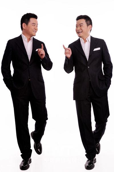 《分秒必争》栏目主持人:李佳明