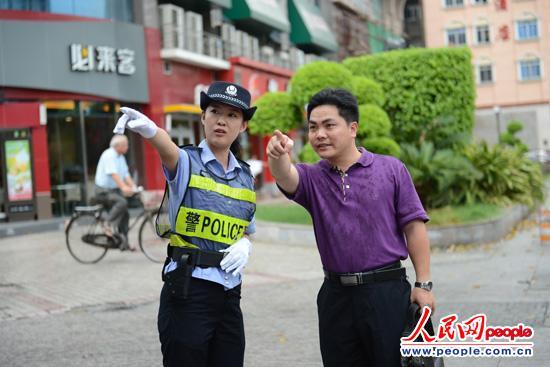"最美交警"吴炼:福州最美女警察